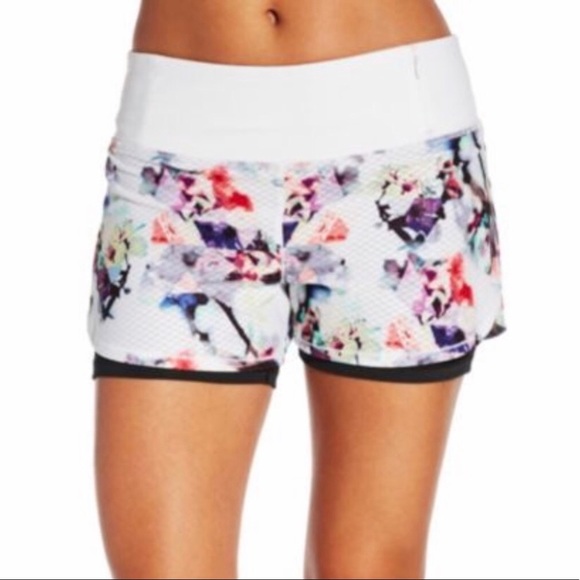 CALIA by Carrie Underwood Pants - Calia Carrie Underwood Floral Geo Shorts